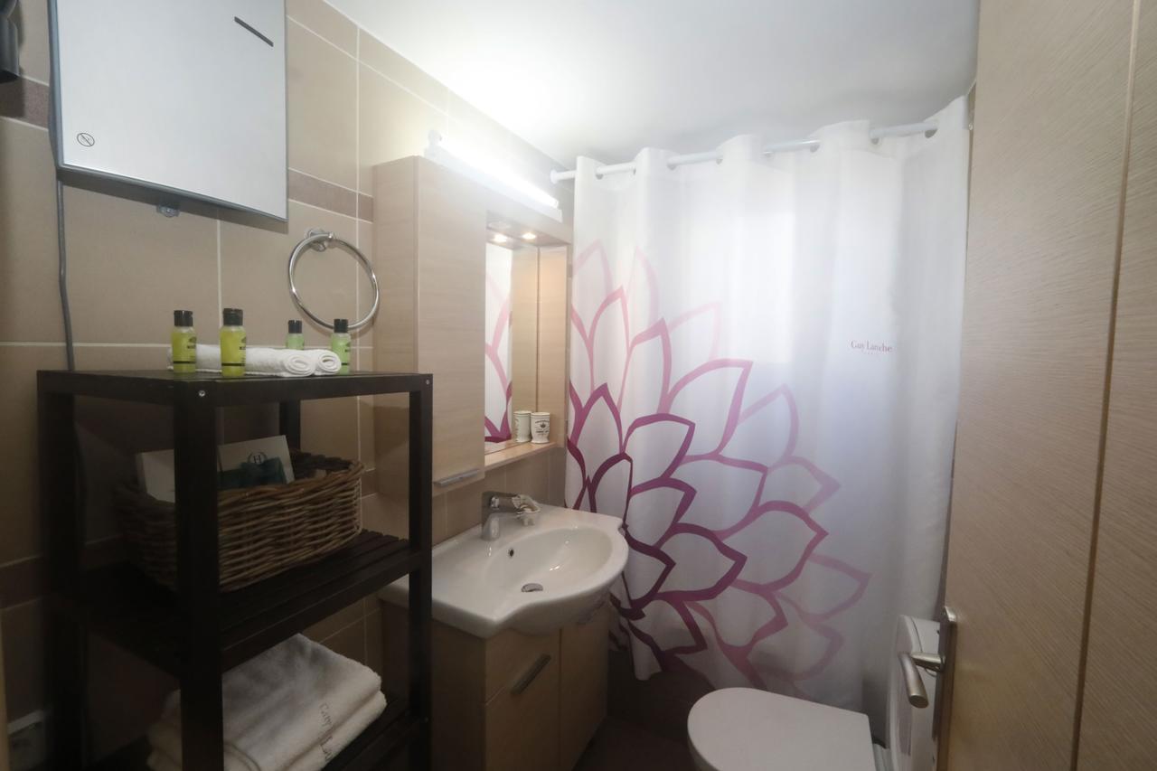 Metaxourghio Boutique Apartment 아테네 외부 사진