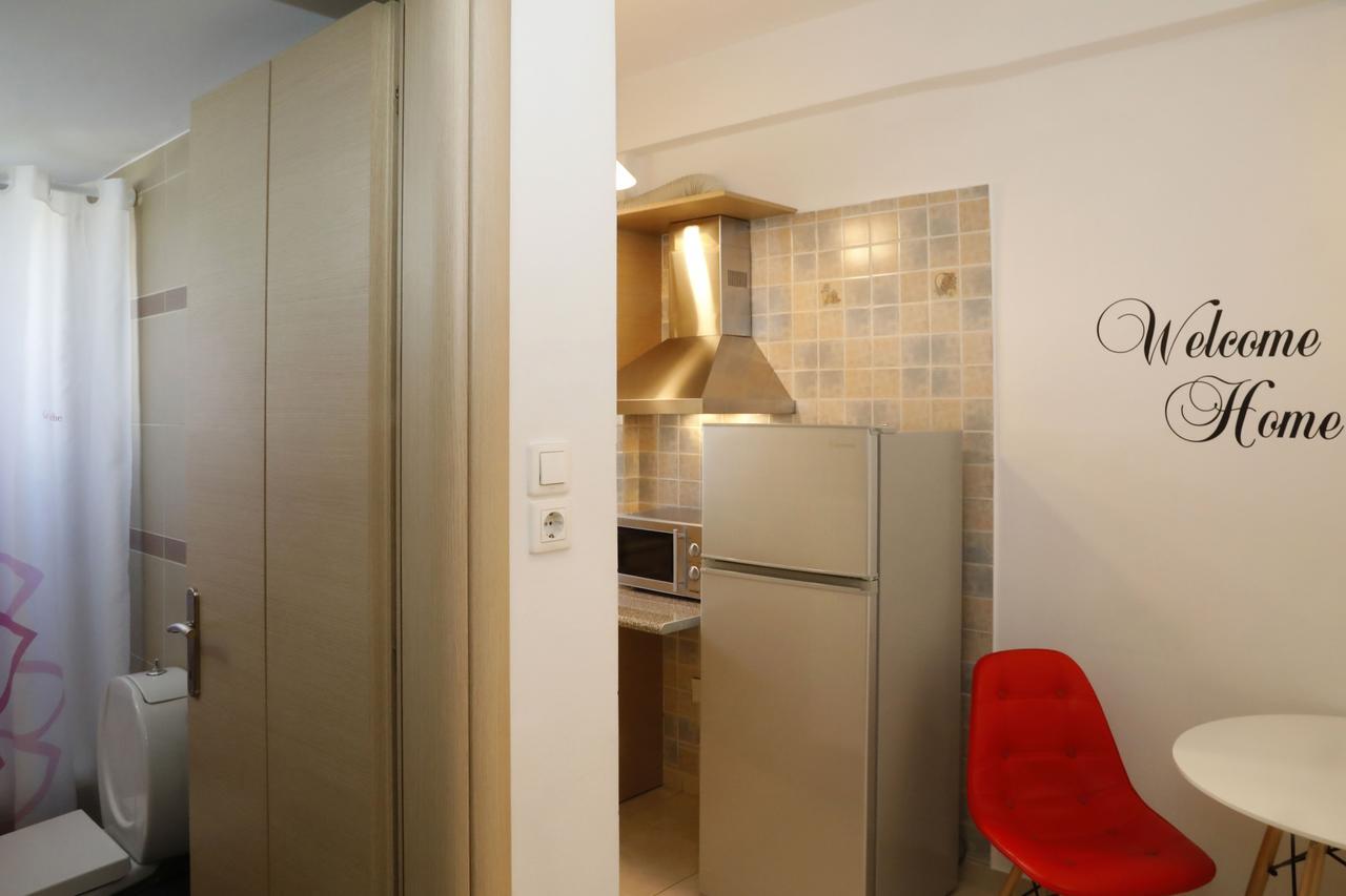 Metaxourghio Boutique Apartment 아테네 외부 사진